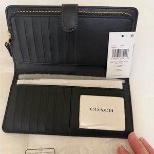 Coach Black Leather Wallet with Contrast Stitching - NWT